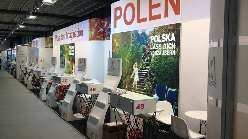 Polska Organizacja Turystyczna -  2011 (2)