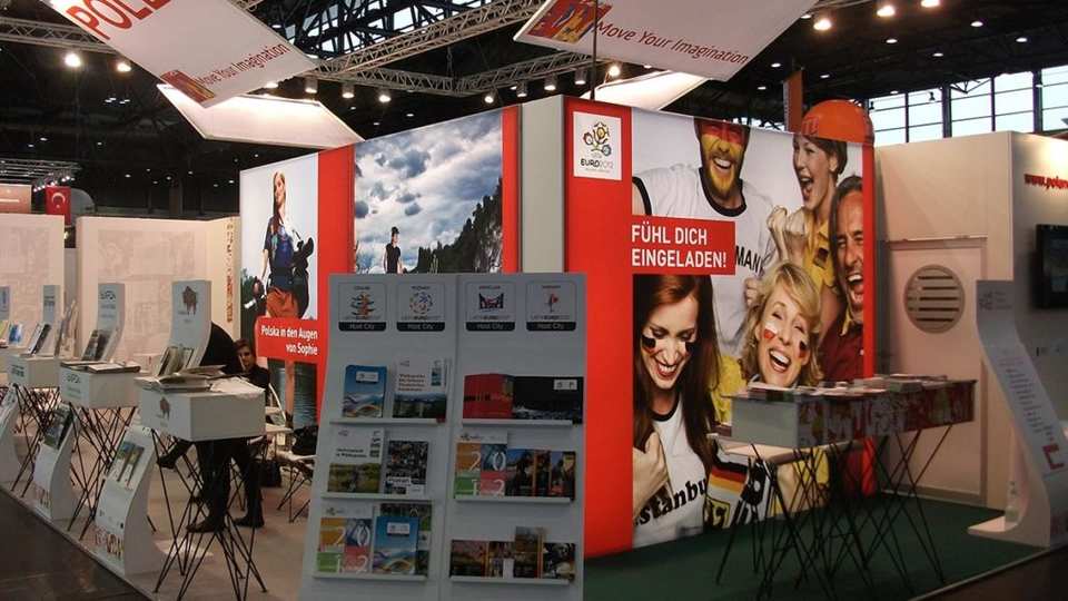 Polska Organizacja Turystyczna -  2011 (3)