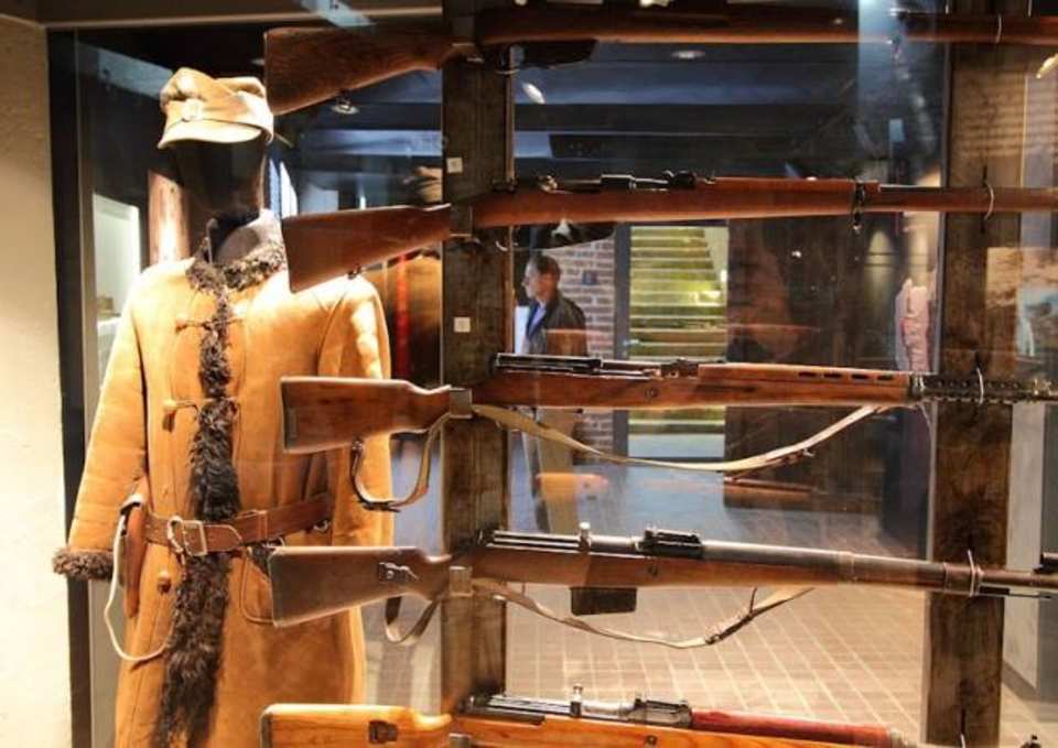 Muzeum Armii Krajowej w Krakowie - Kraków / Polska 2012 (8)