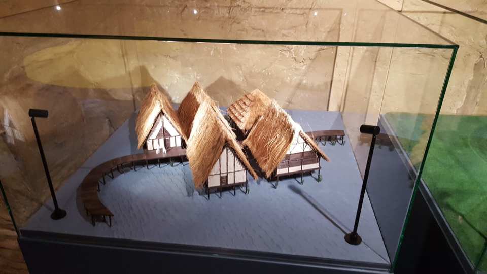 Muzeum Archeologiczne i Rezerwat Krzemionki - Ostrowiec Świetokrzyski / Polska 2021 (1)