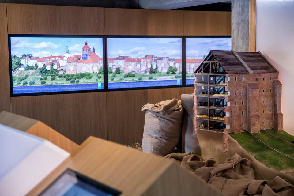 Muzeum Handlu Wiślanego - Grudziądz / Polska 2023 (4)