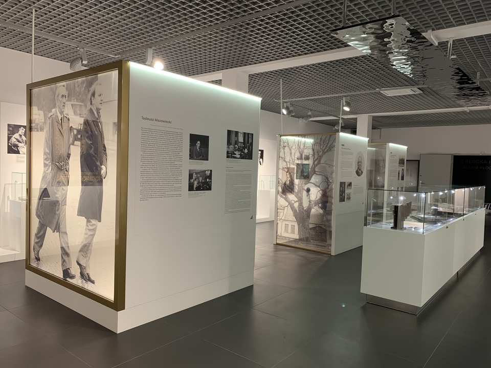 GALERIA PŁOCCZAN XX WIEKU - PŁOCK / POLSKA 2023 (10)