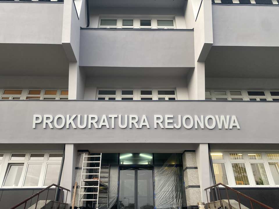 Litery na budynek  - Lubin / Polska 2024 (4)