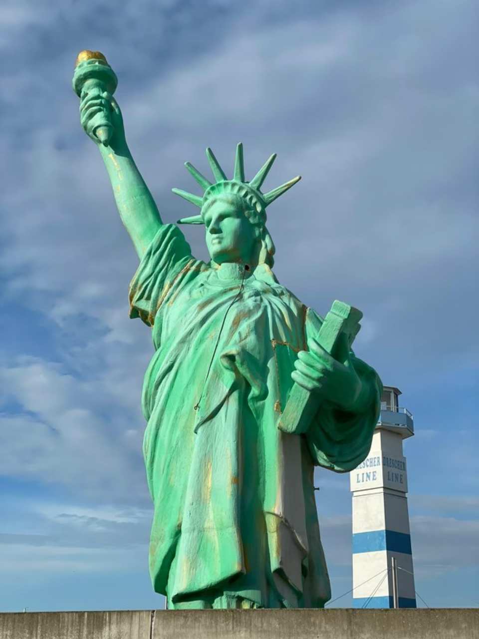 Statua Wolności – figura ze styropianu wyprodukowana dla Seefestspiele Mörbisch  - Mörbisch / Austria 2021 (1)